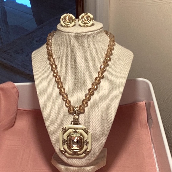 Heidi Daus Necklace Earring Set.  Pierced Earrings. - Picture 12 of 16